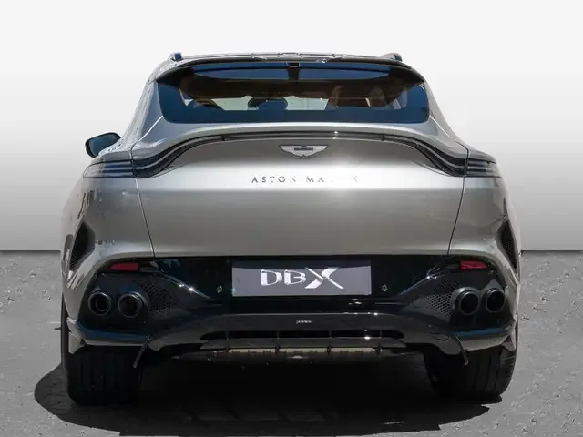 Aston Martin DBX
