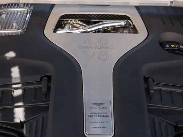 Aston Martin DBX