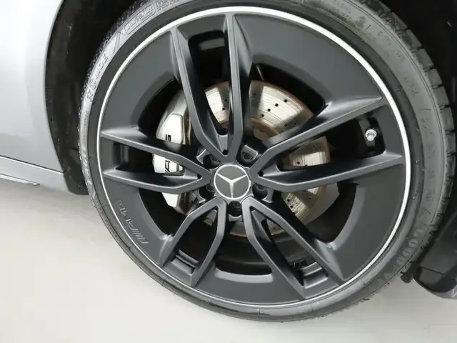 Mercedes-Benz E 53 AMG