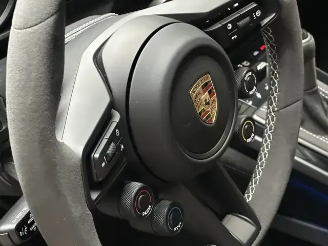 Porsche 992