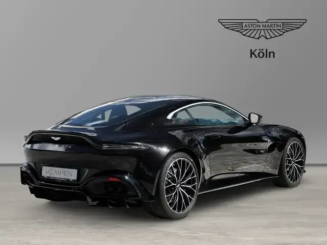 Aston Martin Vantage