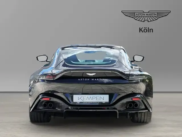 Aston Martin Vantage