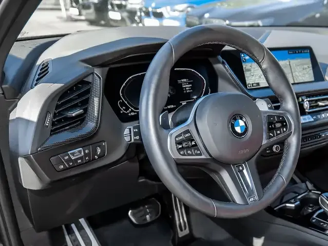 BMW 128