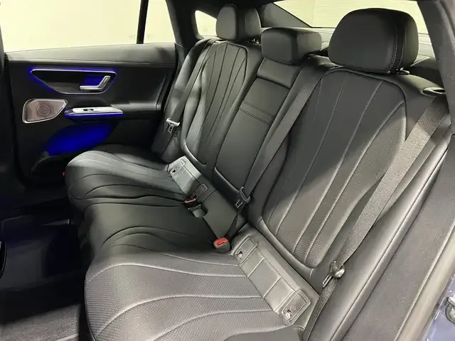 Mercedes-Benz EQE 300