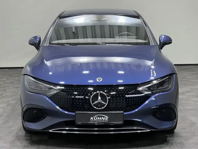 Mercedes-Benz EQE 300