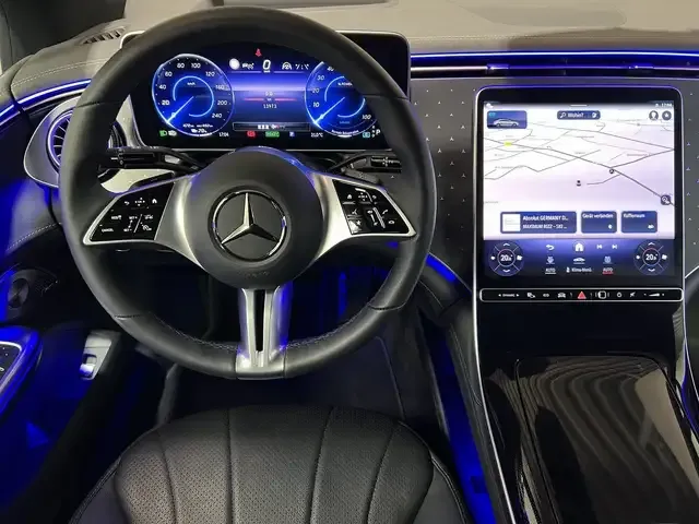 Mercedes-Benz EQE 300