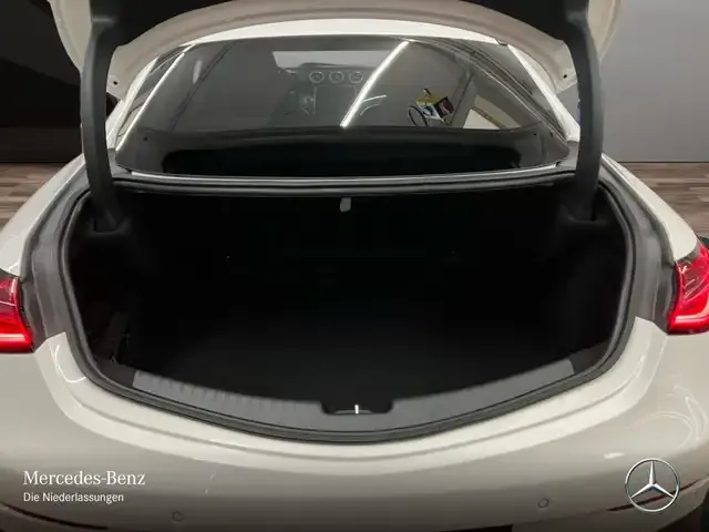 Mercedes-Benz CLE 200