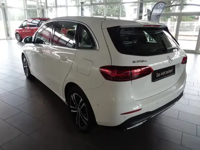 Mercedes-Benz B 250