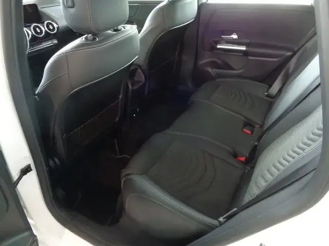 Mercedes-Benz B 250