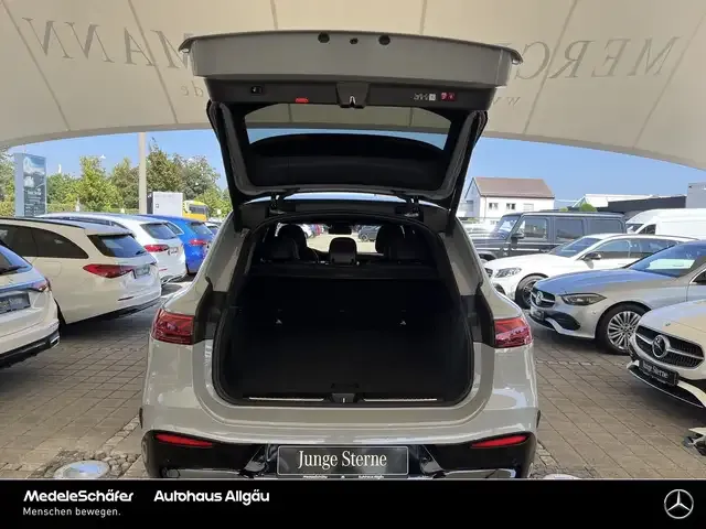 Mercedes-Benz EQS SUV