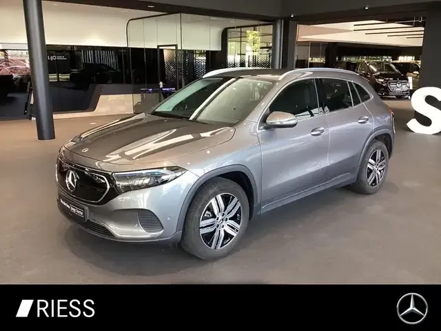 Mercedes-Benz EQA 250