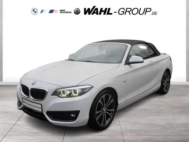 BMW 220