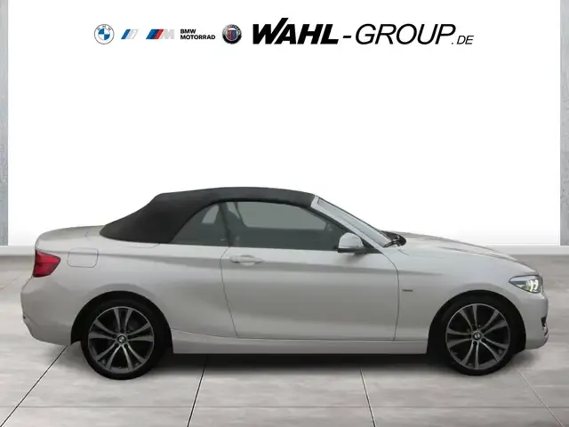 BMW 220