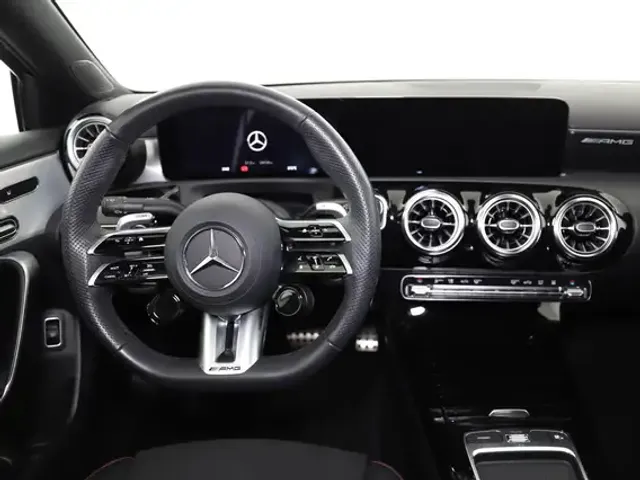 Mercedes-Benz A 35 AMG