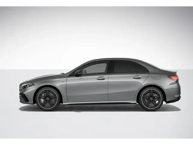 Mercedes-Benz A 35 AMG