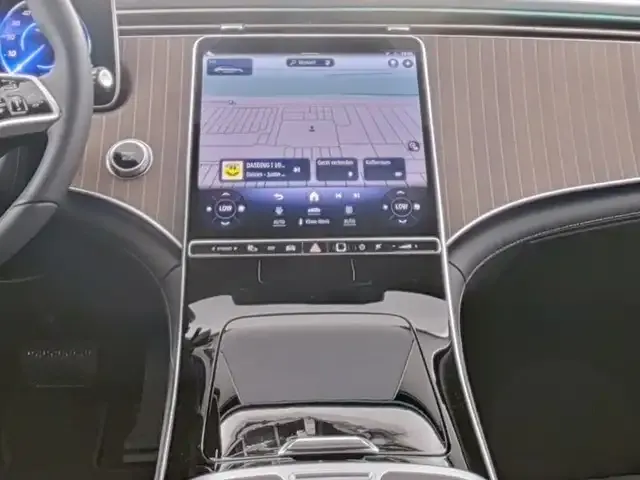 Mercedes-Benz EQE 350