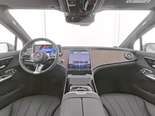 Mercedes-Benz EQE 350