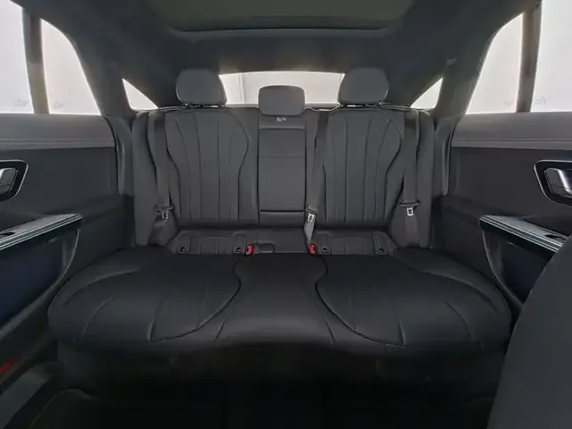 Mercedes-Benz EQE 350
