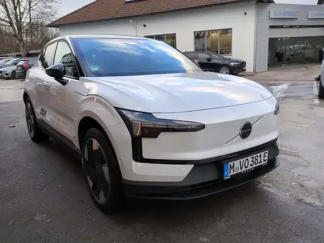 Volvo EX30