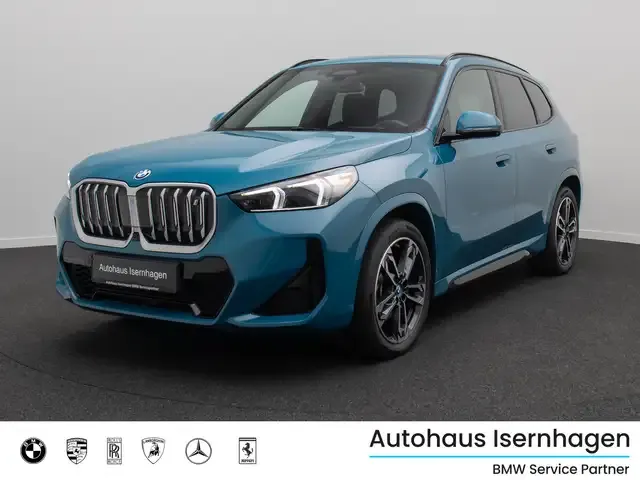 BMW iX1