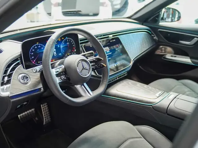 Mercedes-Benz E 300
