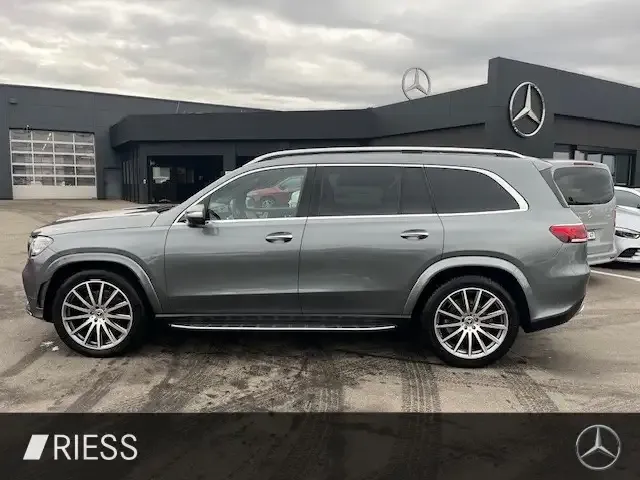 Mercedes-Benz GLS 400