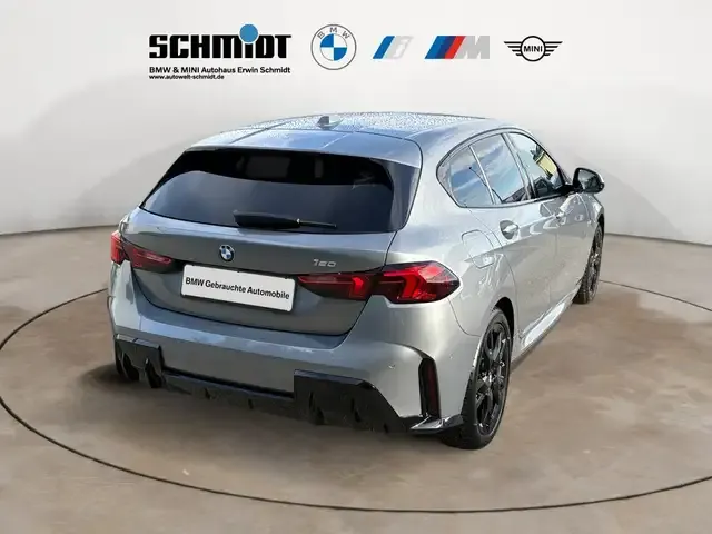 BMW 114