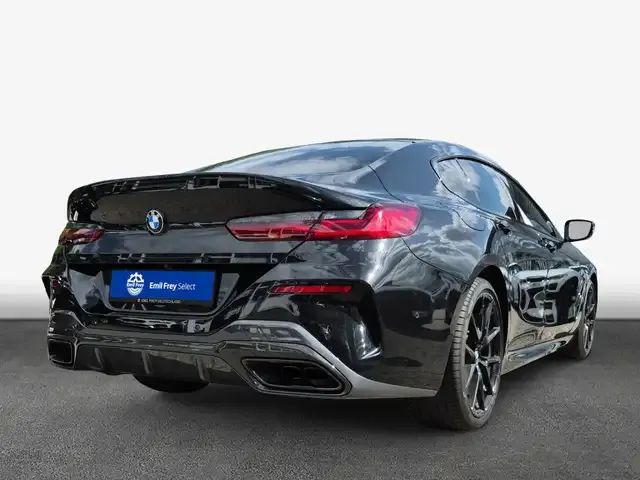 BMW M850