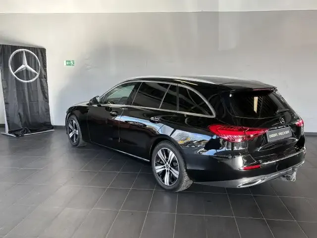 Mercedes-Benz C 220
