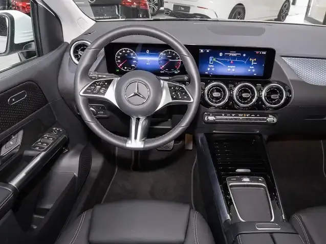 Mercedes-Benz B 180
