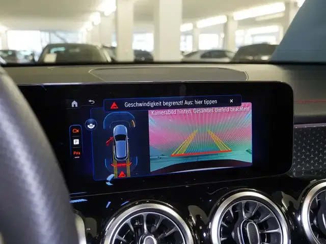 Mercedes-Benz EQB 350