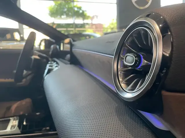 Mercedes-Benz A 220