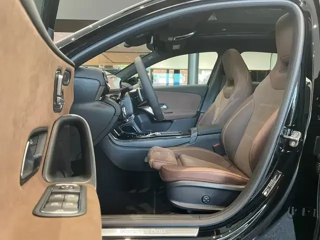 Mercedes-Benz A 220