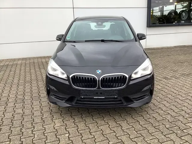 BMW 220