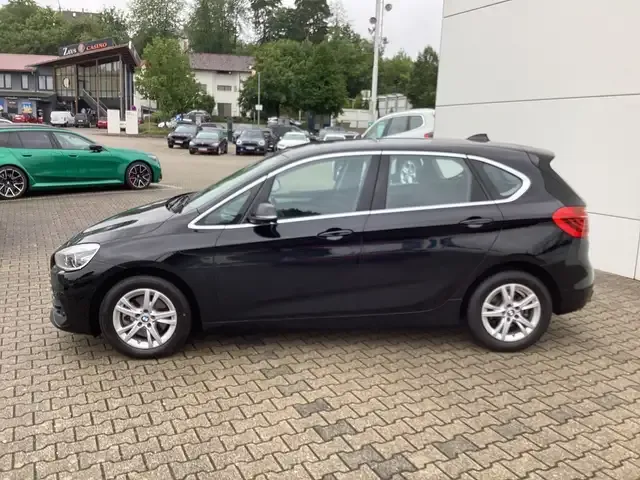 BMW 220