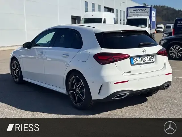 Mercedes-Benz A 180