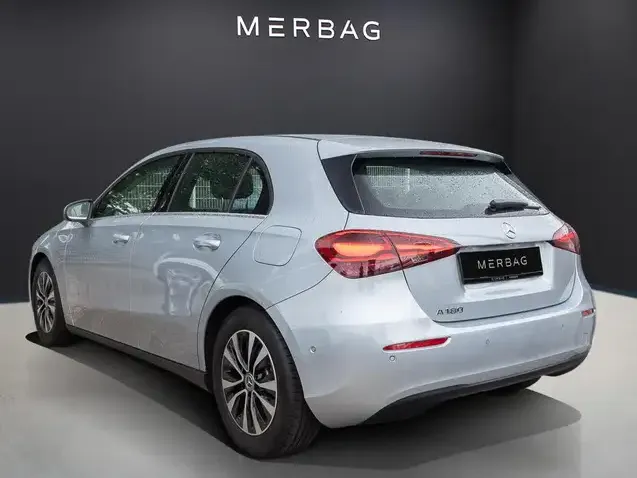 Mercedes-Benz A 180