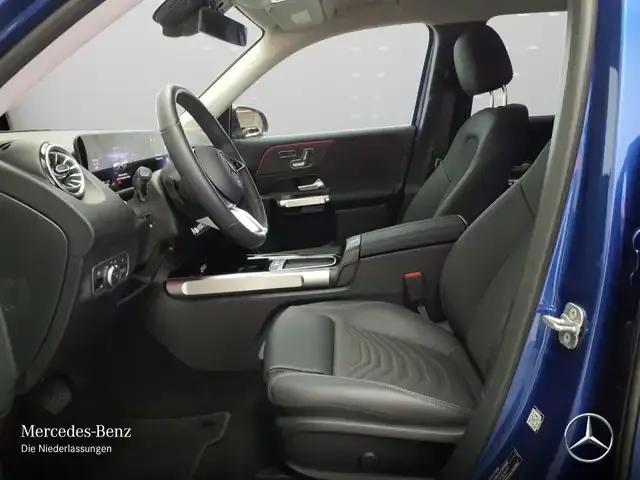 Mercedes-Benz EQB 300