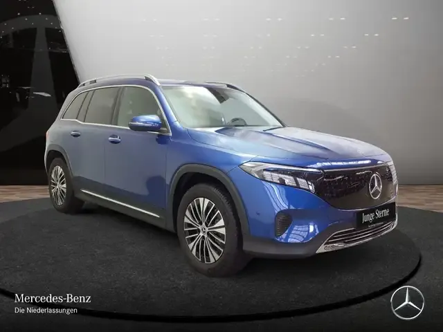 Mercedes-Benz EQB 300