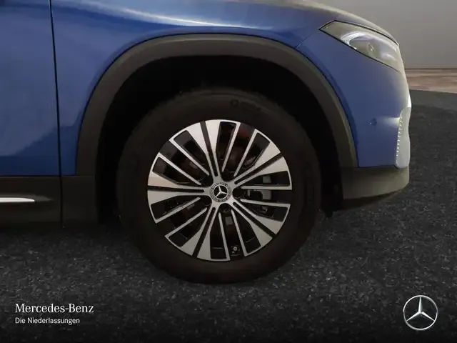 Mercedes-Benz EQB 300