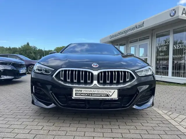 BMW 840
