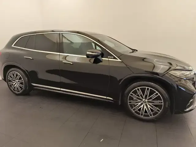 Mercedes-Benz EQS
