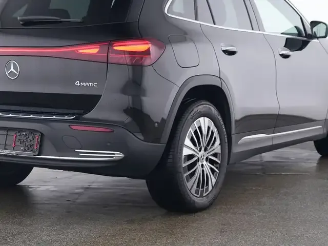 Mercedes-Benz EQA 300