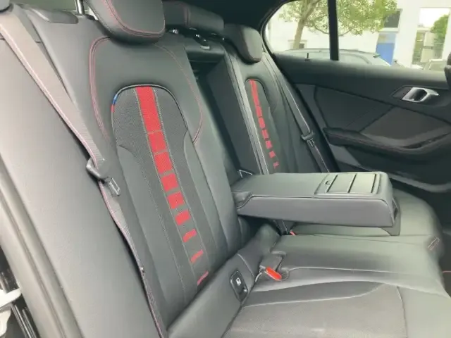 BMW 128