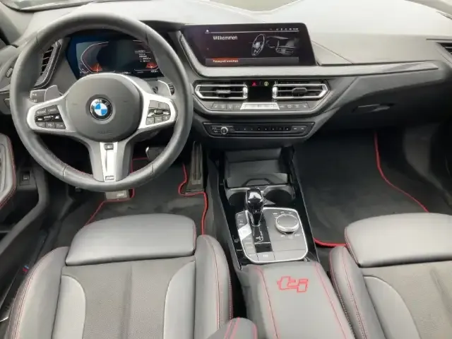BMW 128
