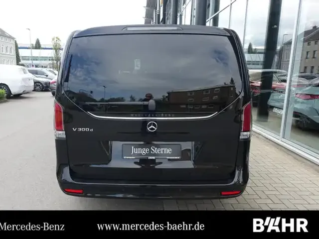 Mercedes-Benz V 300