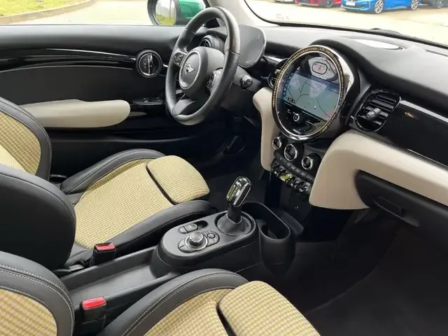 MINI Cooper SE