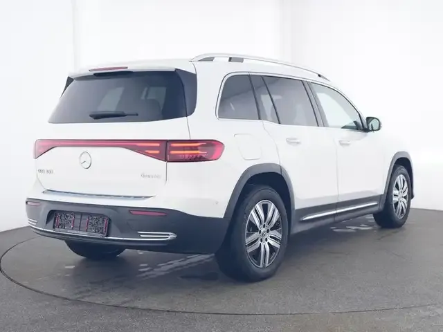 Mercedes-Benz EQB 300