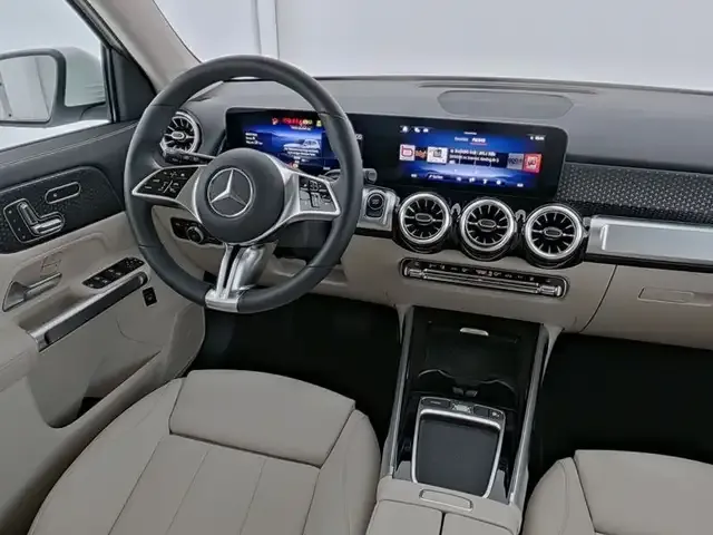 Mercedes-Benz EQB 300