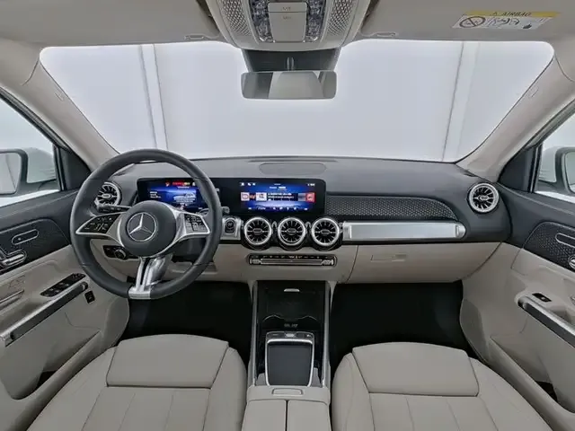 Mercedes-Benz EQB 300